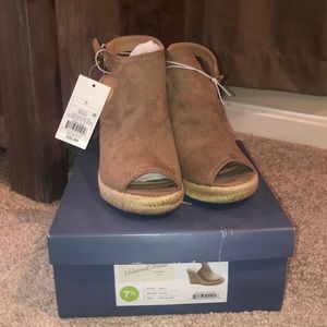 Universal Thread Mala Sandals 7.5